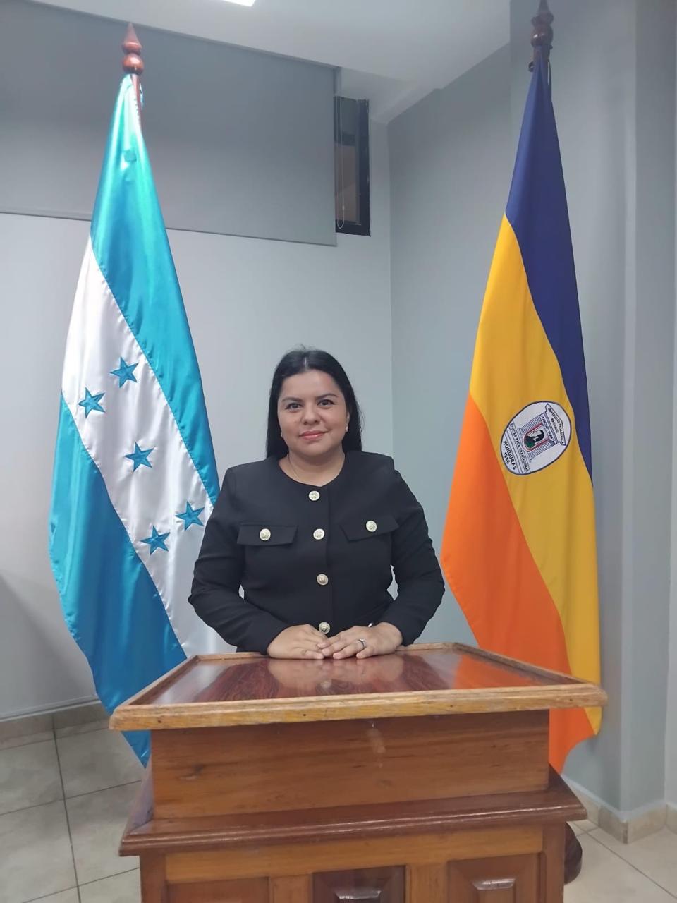 Defensa de tesis, La implementación de la Inteligencia Artificial en la educación universitaria: Desafíos en el Centro Universitario Regional de Nacaome, Honduras.